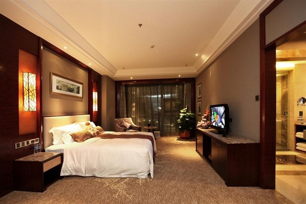 Empark Grand Hotel Changsha Room photo